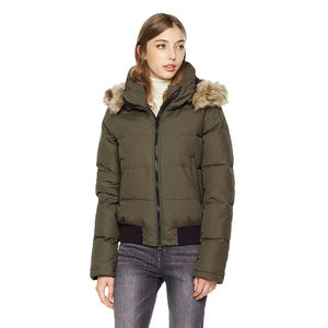 Nuevo diseño 2025, chaqueta de plumón larga acolchada de invierno a la moda femenina personalizada para mujer a precio mayorista - Product Image 5
