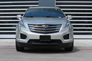 Seminuevo Clean 2017 Cadill-ac XT5 Luxury FWD - Product Image 2