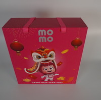 Emballages en papier kraft pliables sur mesure de haute qualité, dossiers de luxe avec poignée, dorure à chaud, biodégradables et recyclables