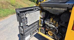 Livraison gratuite Chargeuse sur pneus CATERPILLAR 262D EROPS, cabine avec chauffage et climatisation. Accouplement rapide. Chargeur sur pneus auxiliaire hydraulique - Product Image 6