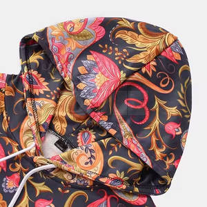 Sudaderas con capucha de sublimación de poliéster 100% más vendidas Calidad Premium con nuevo diseño Patrón sólido para la temporada de invierno Hecho en Pakistán - Product Image 3