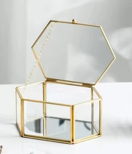 Caja de Joyería Vintage de Vidrio Geométrico Dorado, Organizador Decorativo para el Hogar, para Guardar Recuerdos - Product Image 4