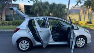 TO-YO-TA YARIS 2017 Usado en Buen Estado - Product Image 2