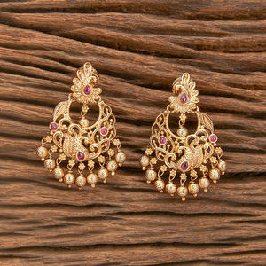 Pendientes Chand Antiguos de Alta Demanda con Baño de Oro Mate, Joyería Árabe para Mujeres y Niñas - Product Image 1