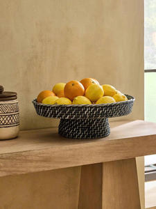 Un élément de texture naturelle et un bol en rotin de couleur foncée Une façon sans effort d'apporter une texture naturelle dans votre maison - Product Image 3