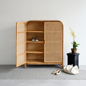 Gabinete de ratán hecho a mano con puertas dobles-Solución de almacenamiento de ropa natural y funcional para cualquier habitación - Product Image 5