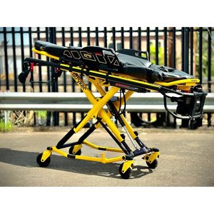 Stryker Power-PRO XT (6506) Lit d'ambulance moulé par injection avec système Power-LOAD (6390) et XPS inclus - Product Image 2
