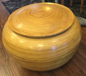 Wholesaler Manufacture Modern <b>Wooden</b> Cremation Urn for Ashes ODM Decorative From Vietnam - Product Image 5