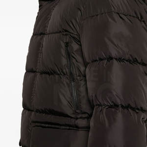 OEM 2024 High Street Style Abrigo acolchado de gran tamaño para hombre Abrigo de invierno informal calentado de alta calidad con embalaje personalizado - Product Image 6