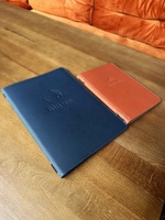 Porte-menu en bois de haute qualité personnalisé 9x12 pouces pour restaurant, café, bar - Design élégant, OEM, acceptation de la personnalisation de la couleur et de l'emballage