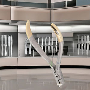 Cortador de Alambre Distal AHI de AFERICANA HEALTHCARE INDUSTRY, Calidad Premium, Manual, Acero Inoxidable, Certificado CE Clase I, Dental - Product Image 4