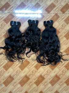 Fournisseur leader en Inde de cheveux indiens bruts de temple, Remy vierges, double trame, 100 grammes, directement des cheveux d'Inde du Sud - Product Image 4