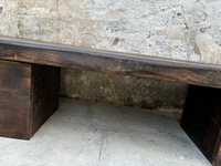 Table basse en bois de qualité supérieure fabriquée à la main rustique Naga avec finition naturelle Meubles de maison avec charme intemporel