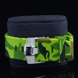 Reloj Automático de Acero Inoxidable con Correa Deportiva de Goma, Estilo Antiguo, Personalizado con Diamantes Moissanite - Product Image 4