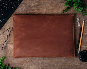 Hot Selling Genuine Leather Cover Vintage Classic Luxury Protective Laptop Case for <b>Macbook</b> Air/Pro LS-0073 - Product Image 4