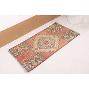 Vintage Turkish Wool Rug 1.3x2.6 ft Small Rug Red <b>Brown</b> Patchwork Design Eco-Friendly Latex Backing - Product Image 4