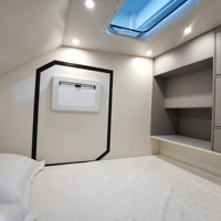 Remorque de camping tout-terrain, remorque de voyage d'aventure, camping-car tout-terrain, caravane pour voyages en plein air