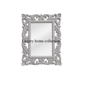 Marco de espejo de madera recuperada único con diseño envejecido y textura envejecida para un estilo rústico de decoración campestre - Product Image 5