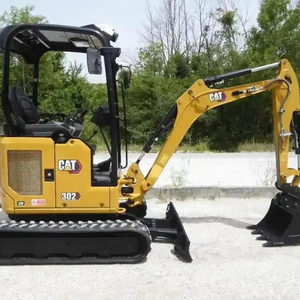 Excavatrice sur chenilles CAT 302 de très bonne qualité disponible à la vente aux prix de gros - Product Image 1