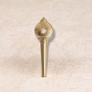 Statue de bélier en laiton au design moderne fait à la main avec Hanuman ji gada pour la décoration intérieure et le cadeau de temple spirituel - Product Image 4