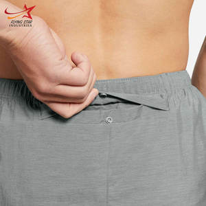 กางเกงขาสั้นเล่นกีฬาสำหรับผู้ชายกางเกงขาสั้นเล่นยิมแบบแห้งเร็วงานปักลายสีทึบสำหรับฤดูร้อน - Product Image 4