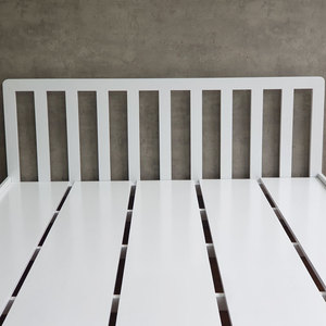 Base de Cama con Estructura de Hierro de Diseño Minimalista, con Madera de Caucho, Ensamblaje Estable, Acero Pintado en Blanco/Negro GN68049 - Product Image 4