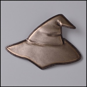 Bougeoir citrouille en aluminium de qualité supérieure, fait à la main avec surface patinée, offrant une lueur festive d'Halloween dans l'intemporel - Product Image 3