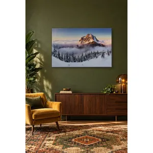 Impression sur toile du sommet enneigé de Fida qui se dévoile au-dessus d'un océan de nuages - Product Image 4