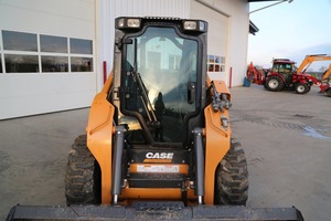 Cargadora Compacta SV340B con Motor Diésel Euro5, Tracción por Orugas y Componentes de Rodamiento de Alta Eficiencia para Uso en Construcción - Product Image 2