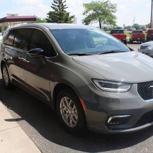 Chrysler Pacifica Select 2025 Certificada Limpia - Product Image 1