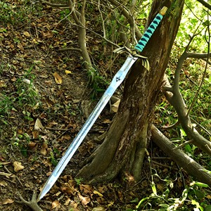 Espadas Ceremoniales con Nudos y Diseño Personalizado, Espada de Alta Calidad 2025, Espadas Profesionales de Color Plateado - Product Image 1