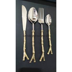 Juego de 4 Cuchillos, Tenedores y Cucharas con Mangos de Diseño Exclusivo Chapados en Oro, Juego de Cubiertos Modernos y Creativos para Cocina - Product Image 5