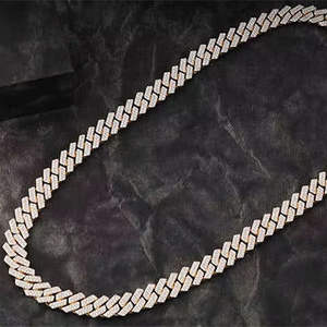 Lujo Miami Cuban Chain 10K 14K Gold VVS Clarity Diamonds Iced Out Hip Hop Jewelry para amantes de la moda urbana con estilo - Product Image 2