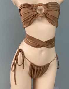 Ensemble de bikini personnalisé unisexe de haute qualité 2 pièces avec décoration de ceinture brodée en élasthanne/nylon Service OEM disponible - Product Image 4