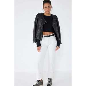 Top Corto de Punto Acanalado con Cuello Redondo Estilo Casual - Product Image 1