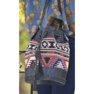 Bolso con cordón de cuero genuino, bolso de mano de cuero para mujer, bolsos de hombro de tela Jacquard hechos a mano con estilo - Product Image 2