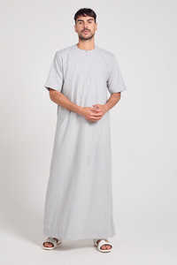 Thobe islamique saoudien à manches longues pour hommes, vêtements musulmans Jubba personnalisés grande taille pour le printemps à Dubaï, vente à chaud - Product Image 3