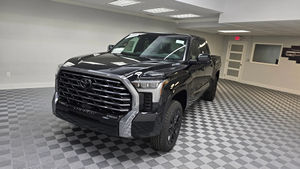 Toyota Tundra 1794 Edición Limitada 2024 con potente motor híbrido i-FORCE MAX y suspensión FOX mejorada - Product Image 2