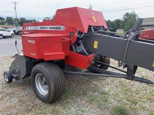 Presse à balles rondes Massey Ferguson 1840 Mini, haute productivité, moteur électrique et boîte de vitesses - Product Image 6