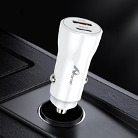 Profitez de 20W PD Type C Chargeur de voiture adaptateur de voiture Chargeur multifonction haute vitesse avec câble YCC-02-C
