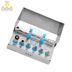 Kit de mini-tournevis pour implants dentaires, clé à cliquet universelle, embouts hexagonaux, 8 pièces, CE R.A.A. INTERNATIONAL RAA-133 Classe I - Product Image 4