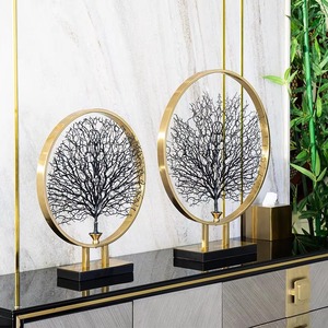 Cadre circulaire doré moderne avec arbre noir Figurine de table Pièce maîtresse pour la décoration intérieure Bureau Affichage Cadeau Art contemporain - Product Image 2