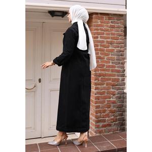 Abrigo vaquero negro modesto con detalles de botones para mujer Mega Merchant 6122, estilo trench para uso diario - Product Image 4