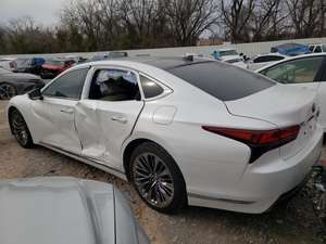 Lexus LS500 500 Base 2022 (ACCIDENTADO EN VENTA) - Product Image 4