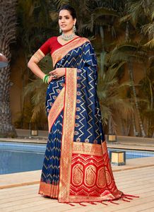 El último diseñador Banarasi Silk Digital Printed Work Saree de Fab Zone - Product Image 3