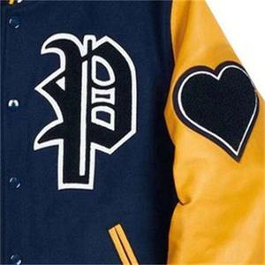 Veste bomber varsity pour homme en polyester 100% avec logo personnalisé OEM, broderie en chenille, col montant, fine, respirante, séchage rapide pour l'hiver - Product Image 4