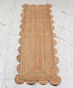 Vente en gros de tapis tressé en jute naturelle personnalisable avec pétoncles tapis fait main Boho Chic pour la prière à la maison disponible dans n'importe quelle taille et forme - Product Image 1