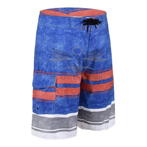 Short à sublimation avec logo imprimé sur mesure pour taille adulte, Shorts à sublimation fabriqués au Pakistan pour hommes - Product Image 2