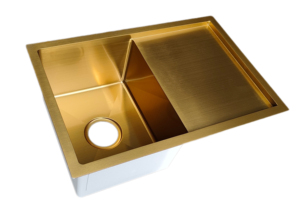 อ่างล้างจานสแตนเลส 304 สีทองขัดเงา ยี่ห้อ Leimanxi รุ่น Luxury แบบอ่างเดี่ยว พร้อมที่คว่ำจาน ขนาด 600x400x220 มม. แบบติดตั้งใต้เคาน์เตอร์หรือแบบติดตั้งบนเคาน์เตอร์ - Product Image 2