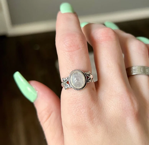 Arc-en-ciel pierre de lune 925 bague en argent Sterling élégant forme ovale bijoux de créateur à la mode pierre précieuse bague en argent cadeau pour elle - Product Image 5